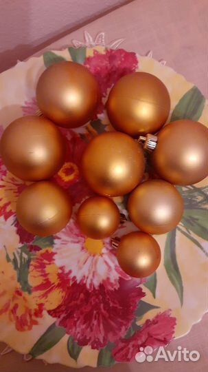 Новогоднии игрушки