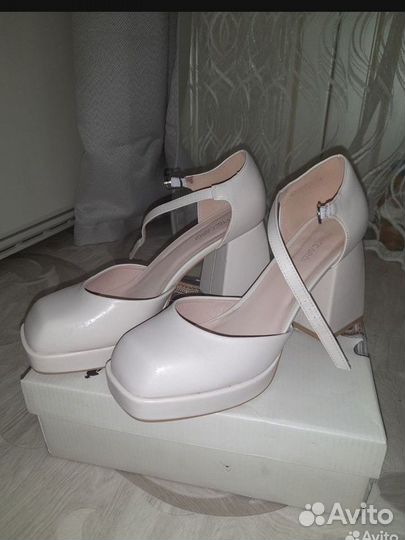 Туфли лодочки 39