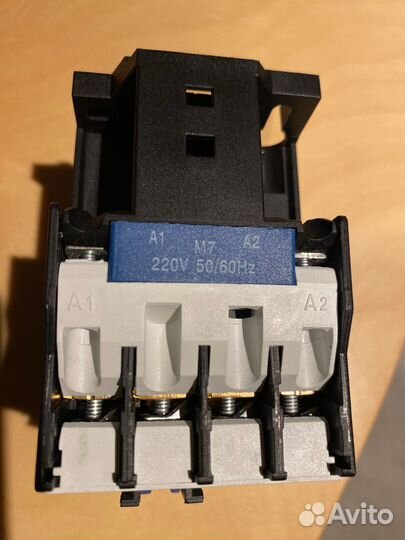 Контактор CJX2-2508 25A 220V