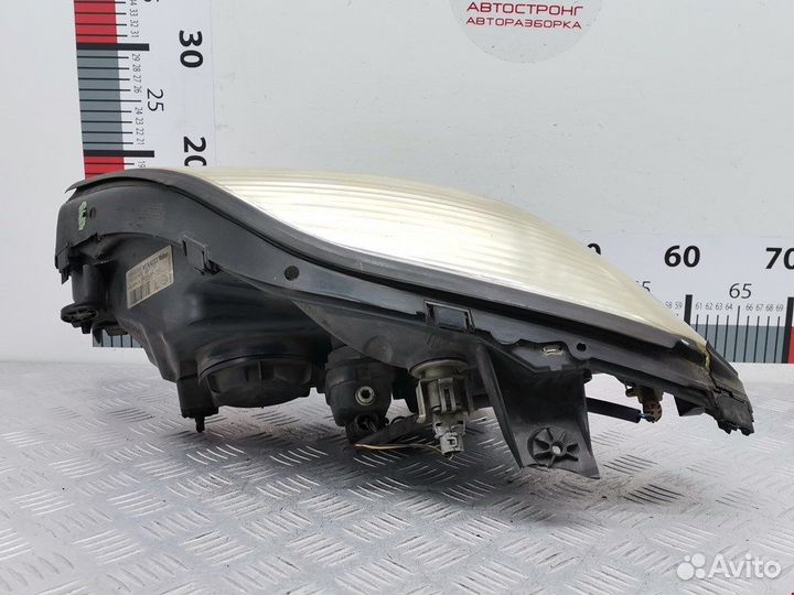 Фара передняя для Renault Scenic 1 260102746R
