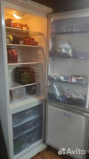 Продам холодильник