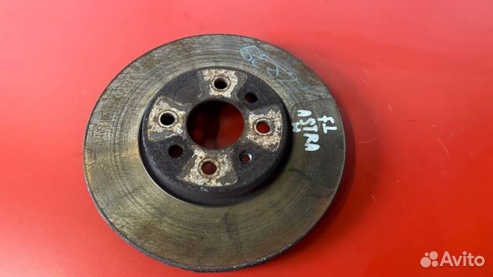 Диск тормозной передний левый Opel Astra H 1.6