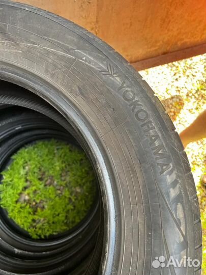 Yokohama BluEarth AE50 215/65 R17 99V