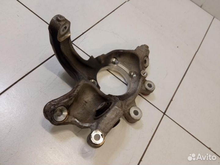 Кулак поворотный задний правый Mercedes-Benz S-Cla