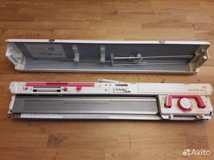 Продаю вязальною машинку toyota ks 858, в хорошем