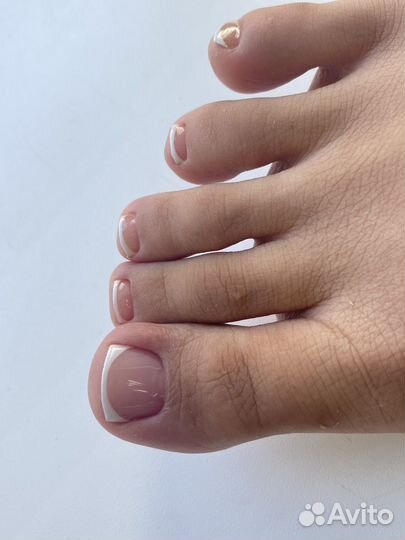 Требуются модели на педикюр с покрытием