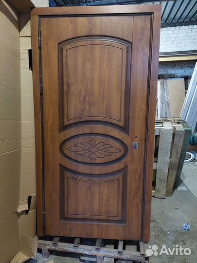 Входные двери со склада