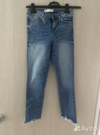 Джинсы zara