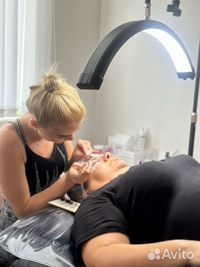Обучение Наращиванию ресниц и Ламинированию ресниц