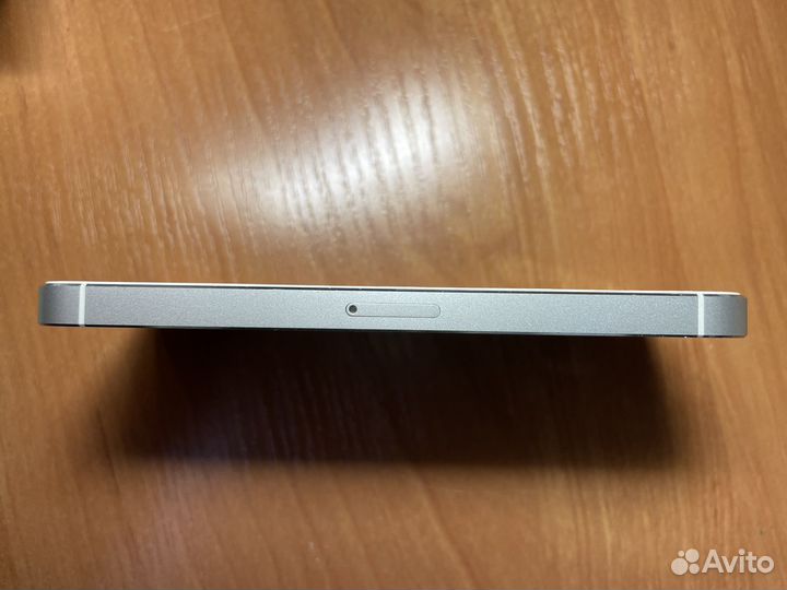 iPhone 5, 16 ГБ