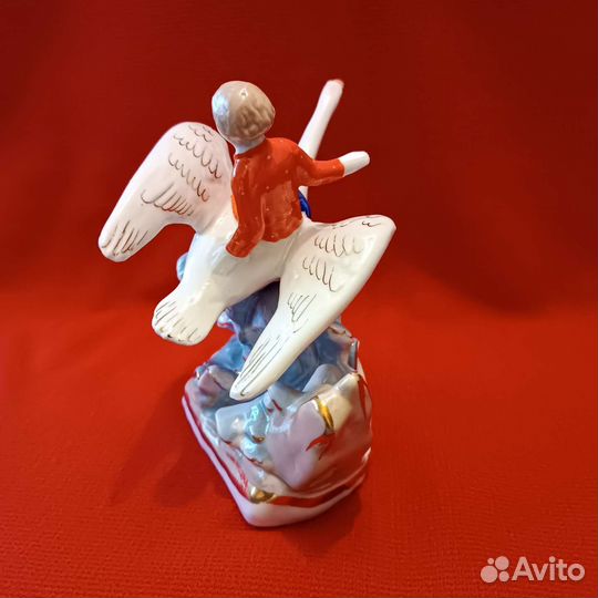 Гуси-лебеди статуэтка