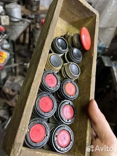 Кнопки для сверлильного станка 2м112 СССР