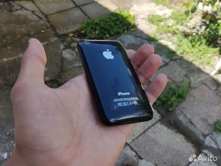 iPhone 3GS, 8 ГБ