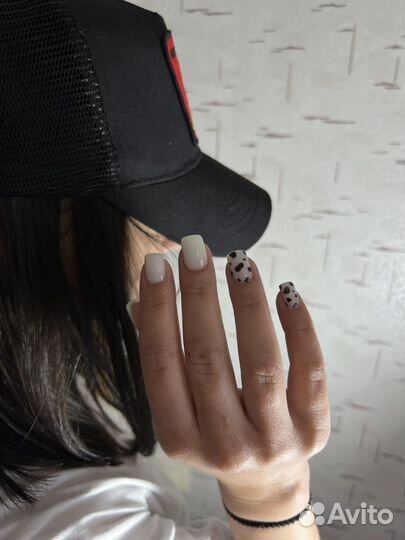 Маникюр /педикюр