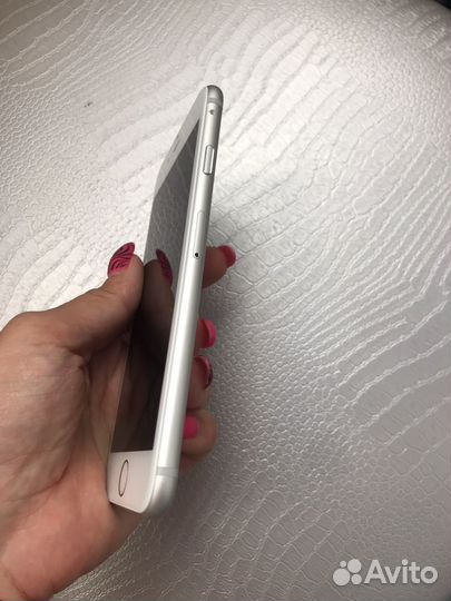 iPhone 6S, 64 ГБ