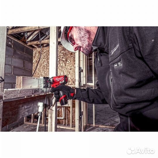 Винтоверт аккумуляторный Milwaukee M12 FID-202xful