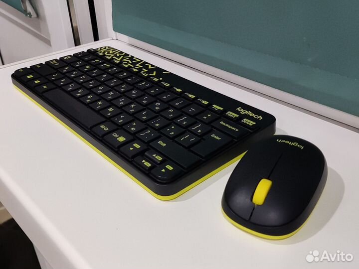 Logitech mk240 Беспроводная клавиатура и мышь