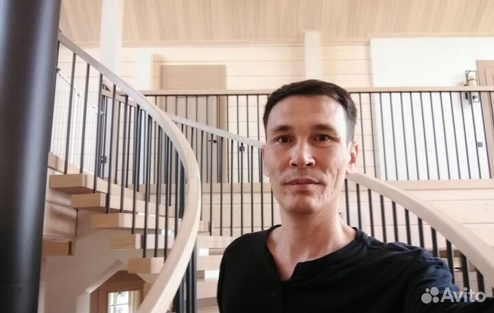 Монтажник стеклянных конструкций