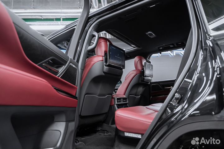 Lexus LX 3.3 AT, 2024, 10 км