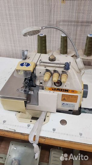 Швейная машинка