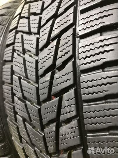 Bridgestone Blizzak LM-22 225/50 R17