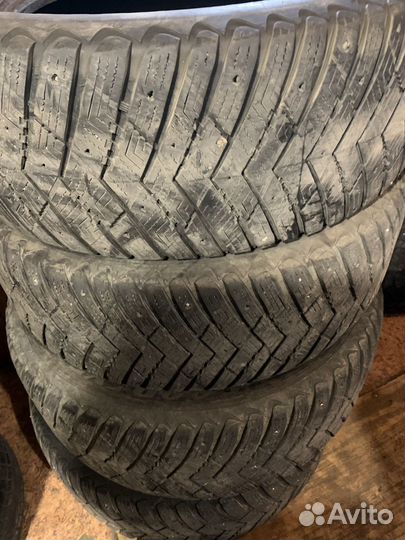 Goodyear Aquatred 265/60 R18