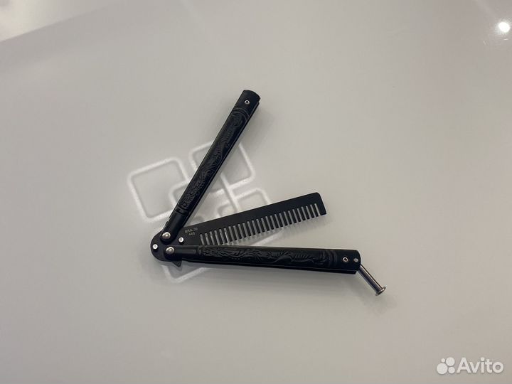 Нож бабочка расческа