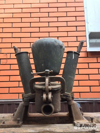 Насос Густавъ листъ