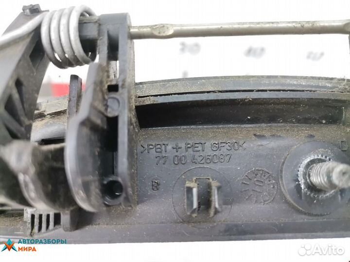 Ручка наружная задняя правая Renault Clio 2 2001