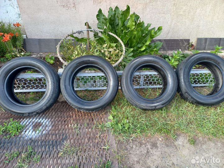 Toyo Tranpath mpF 215/60 R16 95H