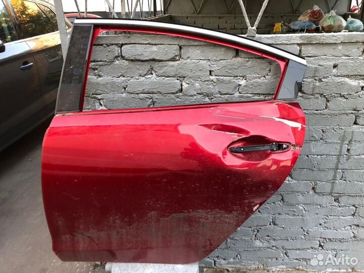 Дверь для mazda 6