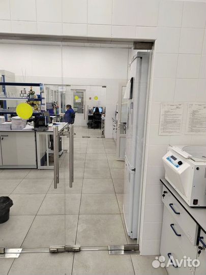 Стеклянная дверь с Вашим дизайном