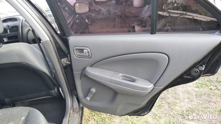 Nissan almera classic обшивки дверей