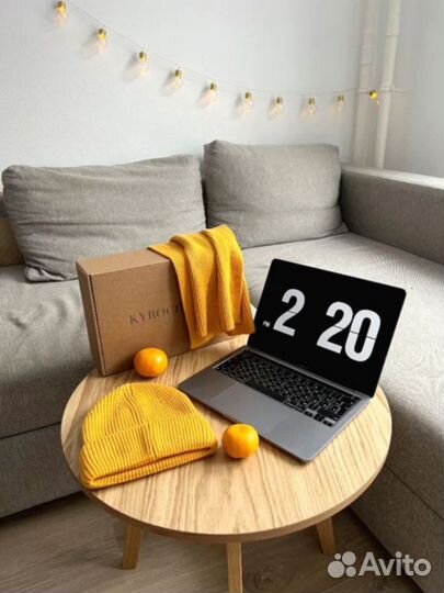 Круглый кофейный столик