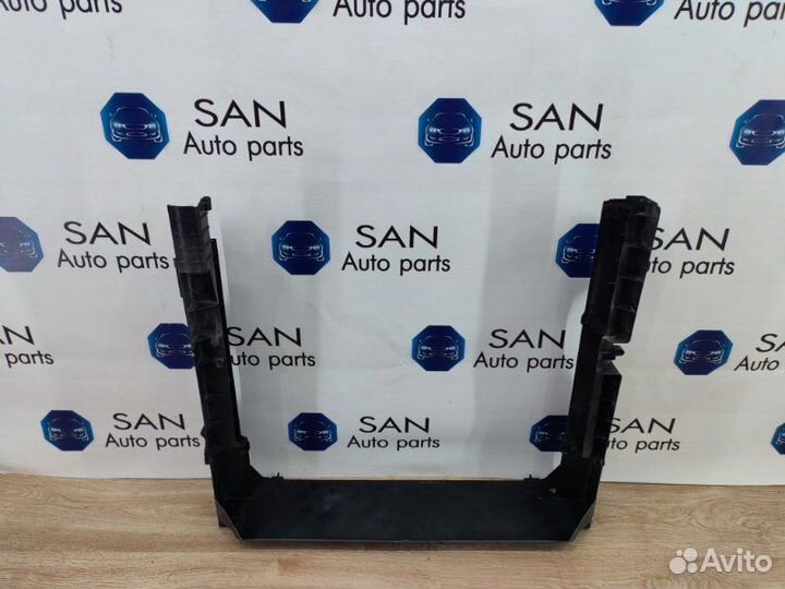 Рамка радиатора Bmw X5 E70 N52B30 2008