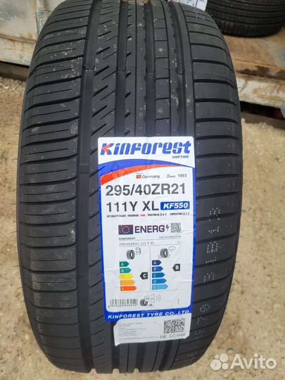 Резина летняя 295 40 r21 для Mecedes GL166 GLS