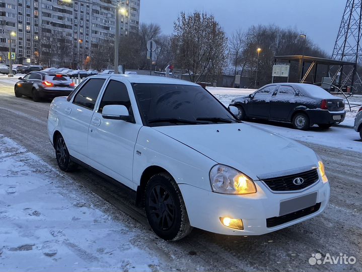 LADA Priora 1.6 МТ, 2011, 200 000 км