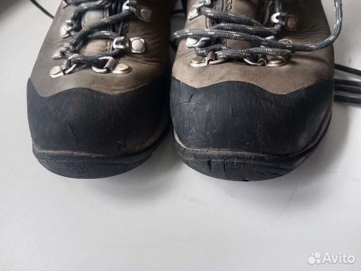 Ботинки треккинговые asolo