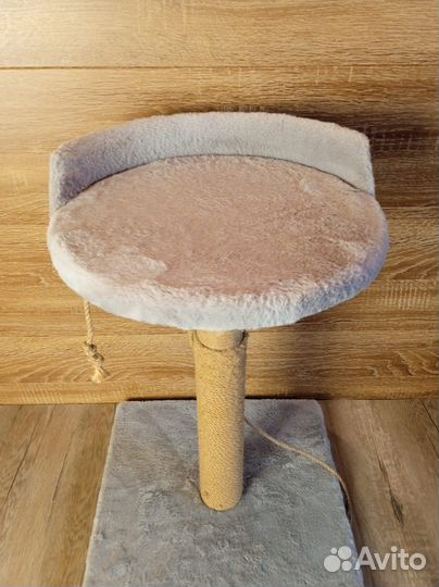 Стойка, когтеточка для кошек