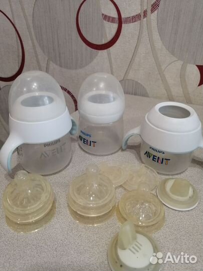 Бутылочки, соски, поильники, посуда