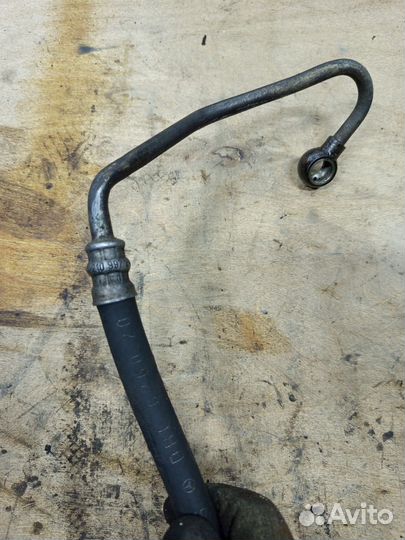 Трубка гура Мерседес W210