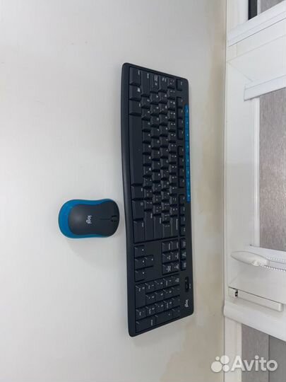 Беспроводная клавиатура и мышь Logitech