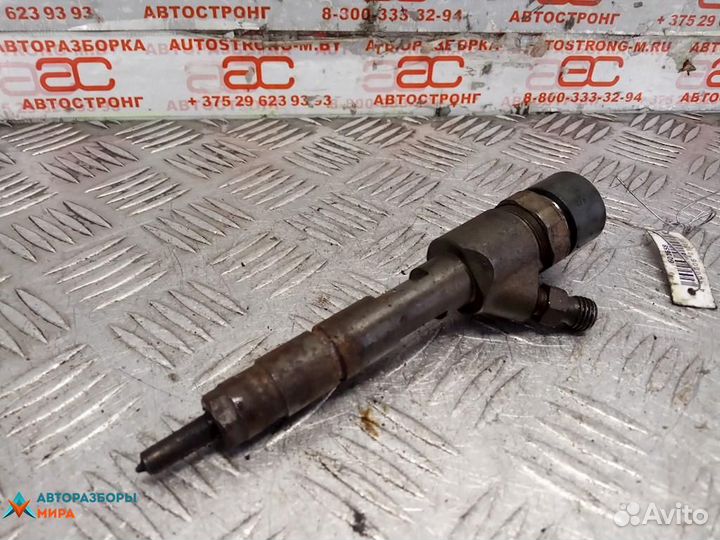 Форсунка Renault Megane 2 2006 8200389369