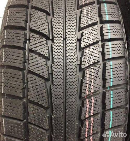 Triangle TR777 215/70 R15 101