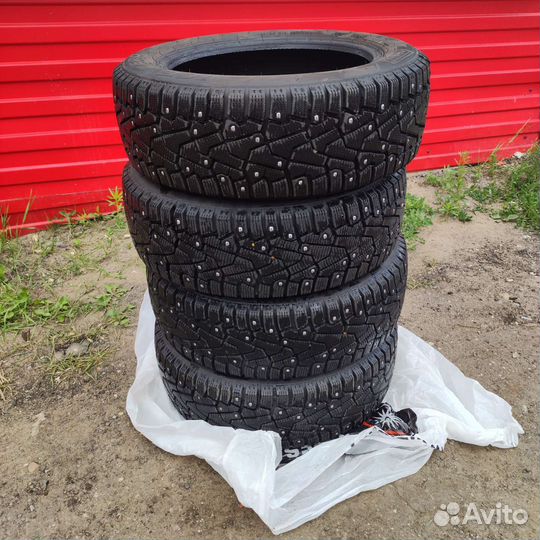 Pirelli Ice Zero 185/55 R15 82T