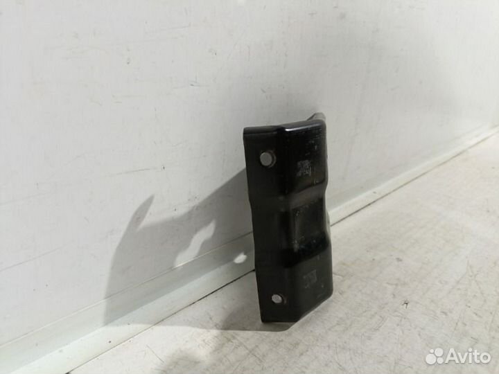 Кронштейн радиатора Geely Tugella FY11 2019