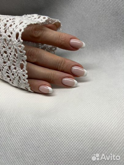 Маникюр, педикюр Smart