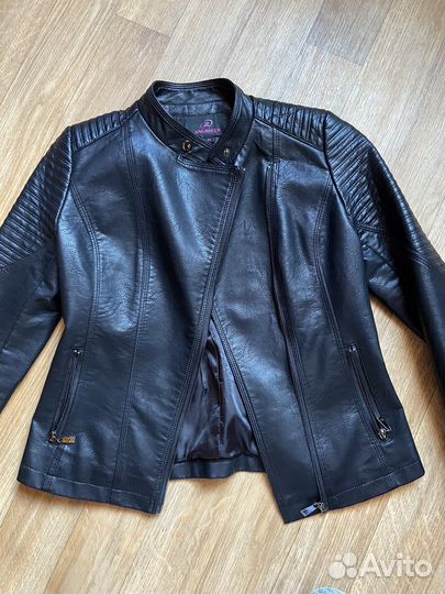 Куртка кожаная женская