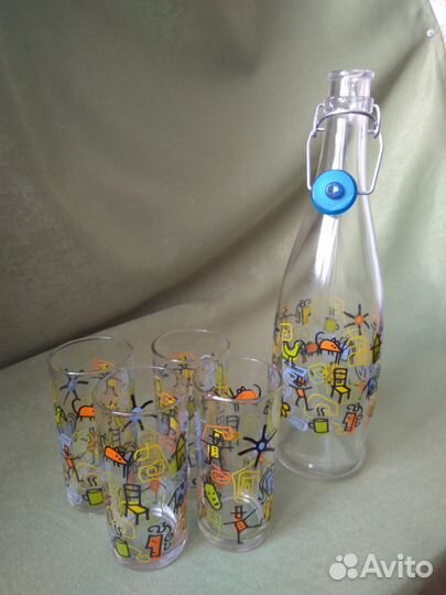 Стаканы+ бутылка