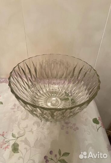 Хрустальная салатница